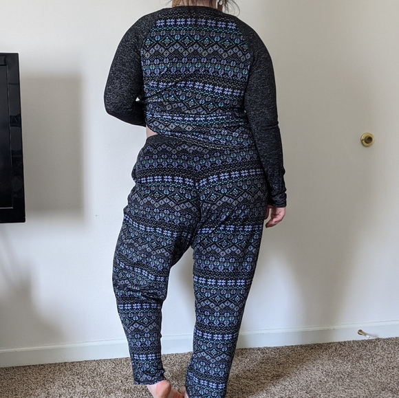 Ultra-Comfy Loungewear Set - Picture 3 of 6
